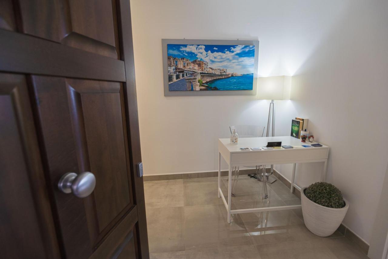 Panorama Alfeo Aparthotel Syracuse Luaran gambar